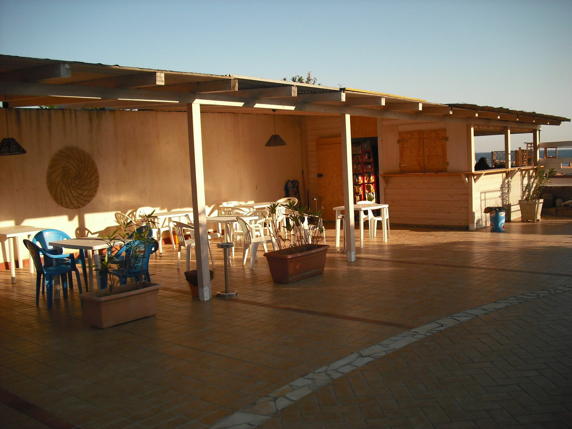 Regent Beach Hotel & Apartments ريجّو دي كالابريا المظهر الخارجي الصورة