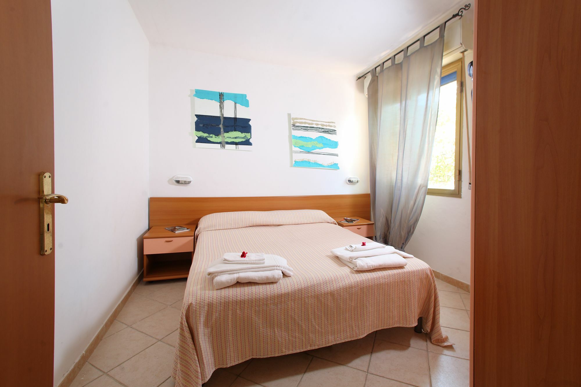 Regent Beach Hotel & Apartments ريجّو دي كالابريا المظهر الخارجي الصورة