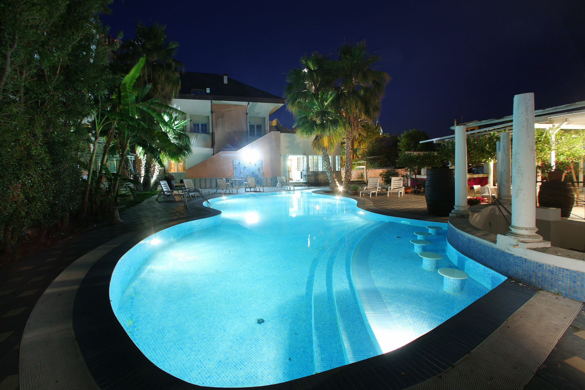 Regent Beach Hotel & Apartments ريجّو دي كالابريا المظهر الخارجي الصورة